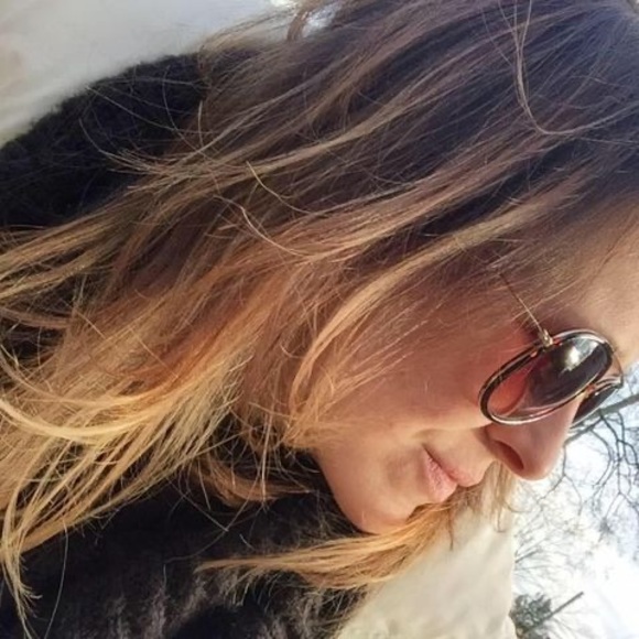 Meet your Posher, Carolina - Picture 1 of 1